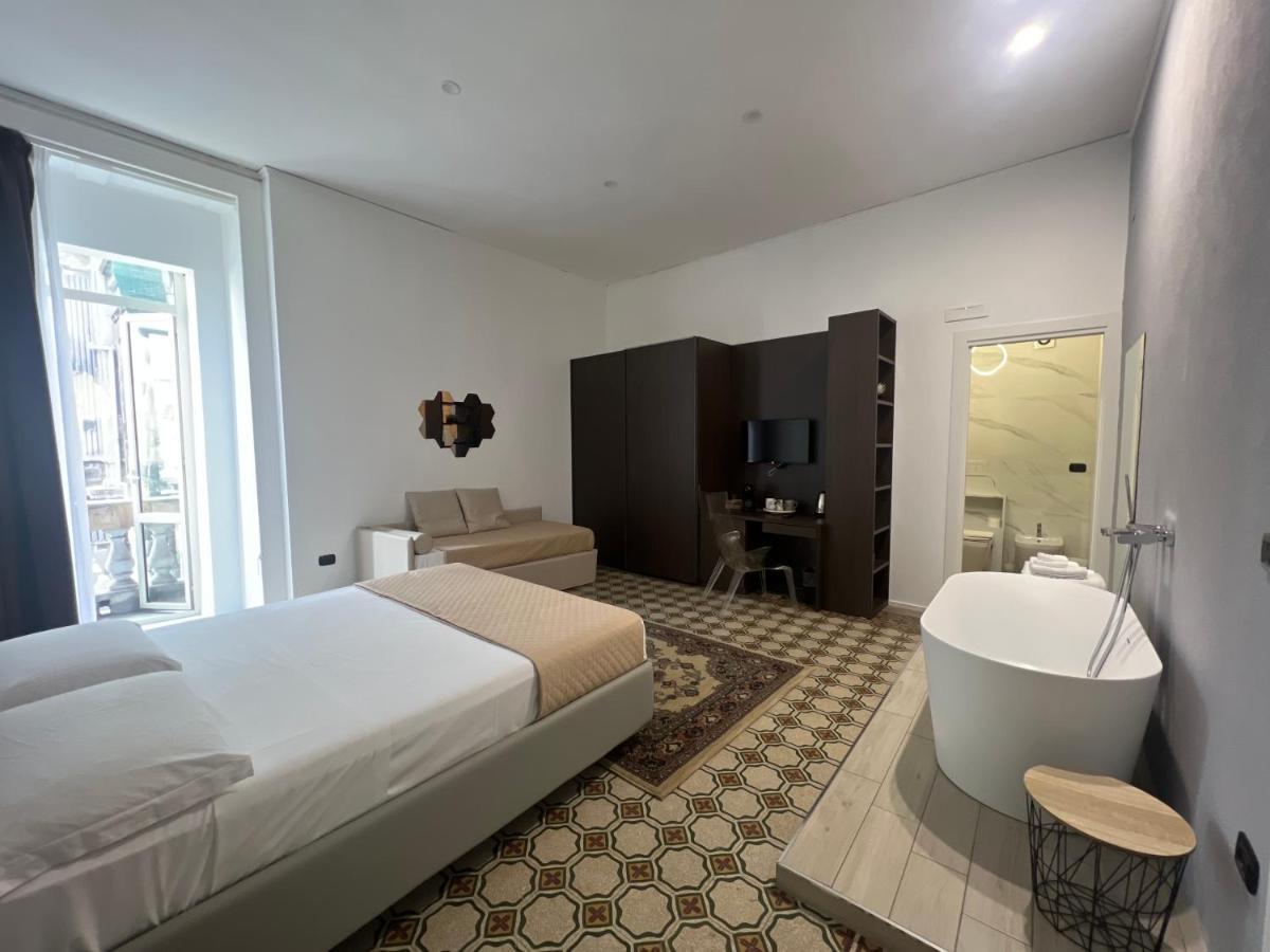 La Piazza Suite 나폴리 외부 사진