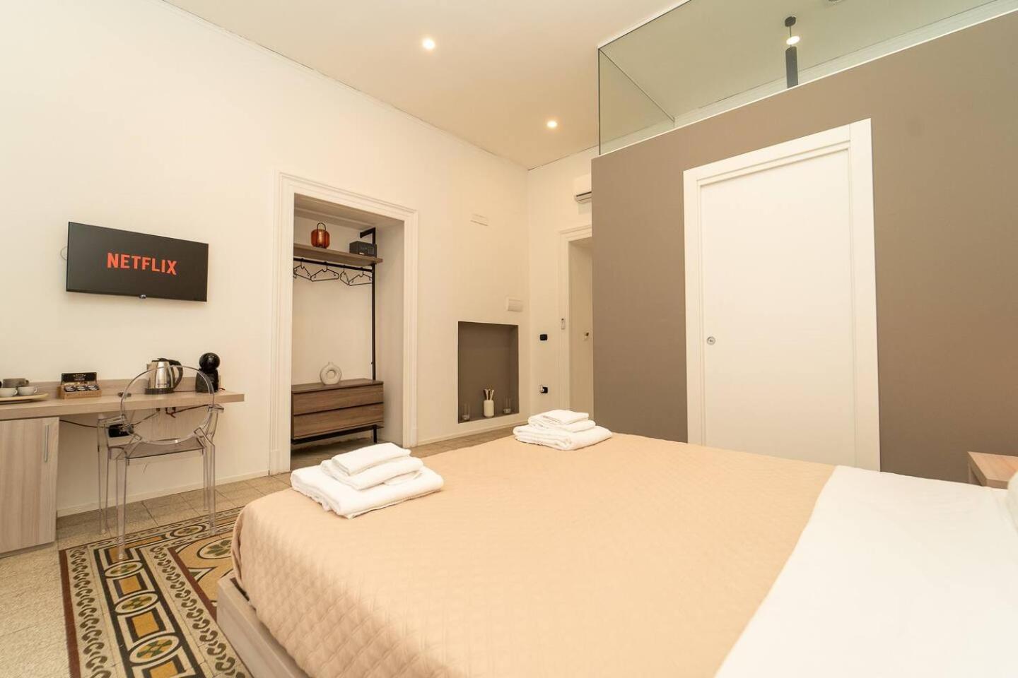 La Piazza Suite 나폴리 외부 사진